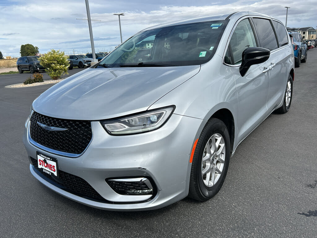 2024 CHRYSLER Pacifica