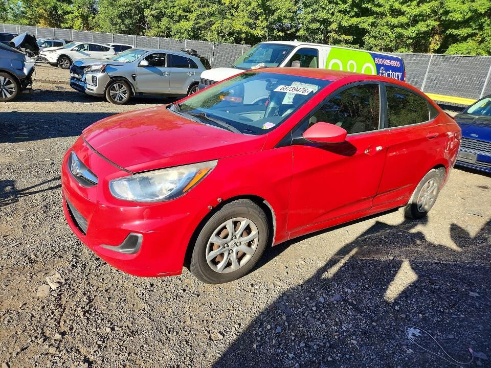 2012 HYUNDAI Accent