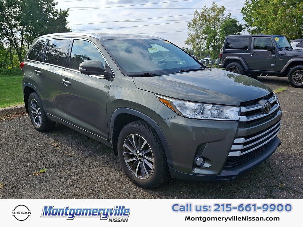 2017 TOYOTA Highlander