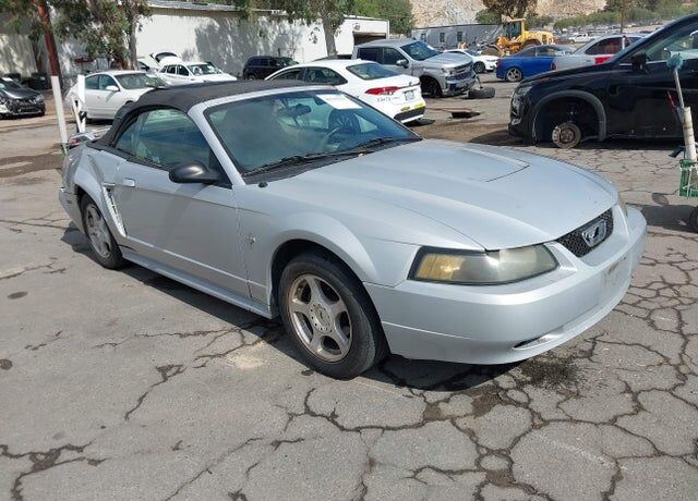 2003 FORD Mustang