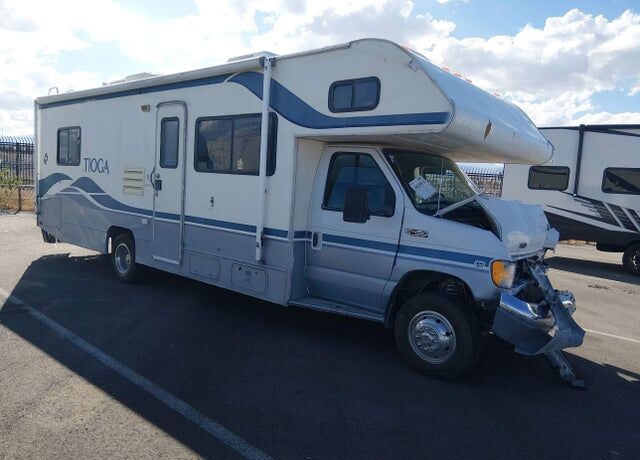 1999 FORD E-450