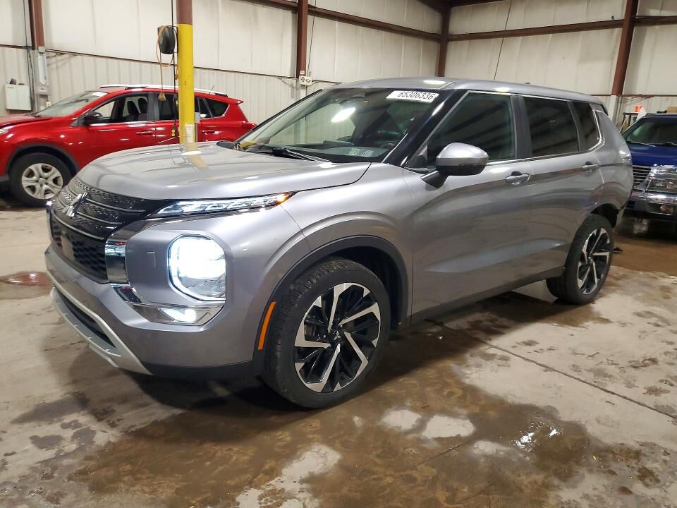 2023 MITSUBISHI Outlander