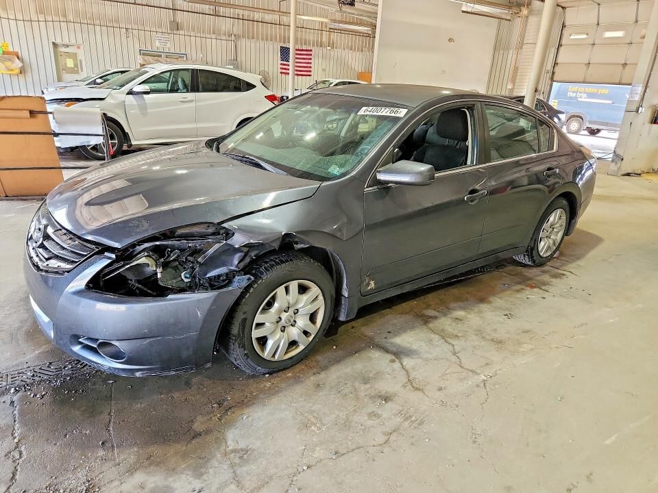 2012 NISSAN Altima