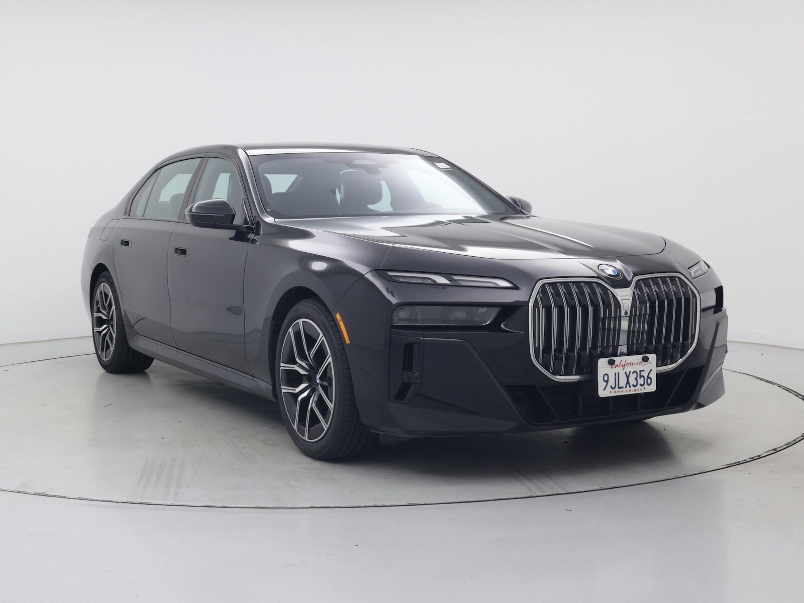 2024 BMW 740i