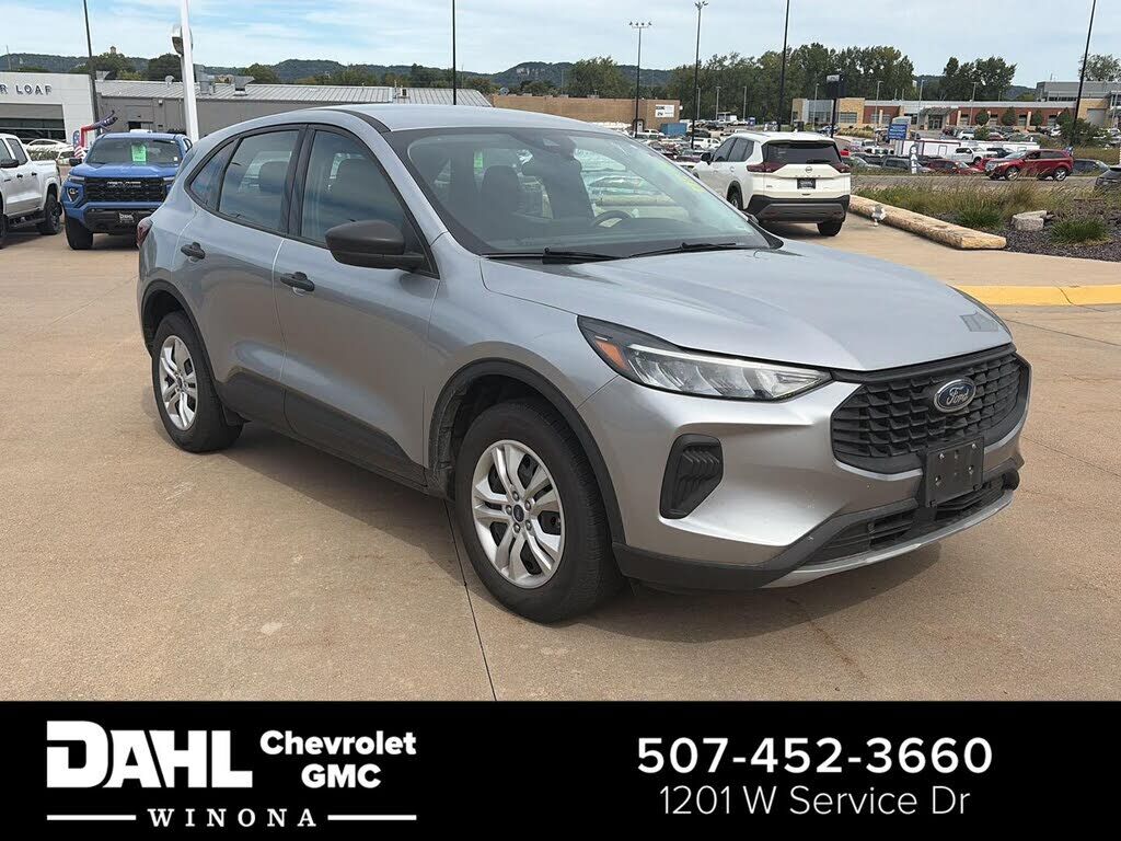 2023 FORD Escape