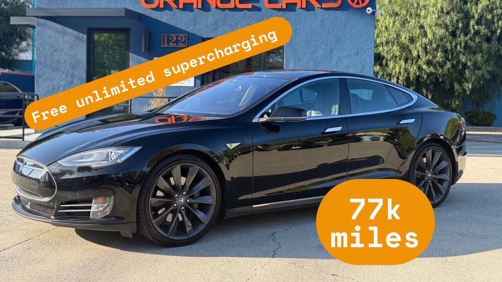 2015 TESLA Model S