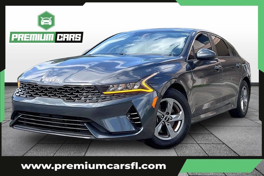 2022 KIA K5