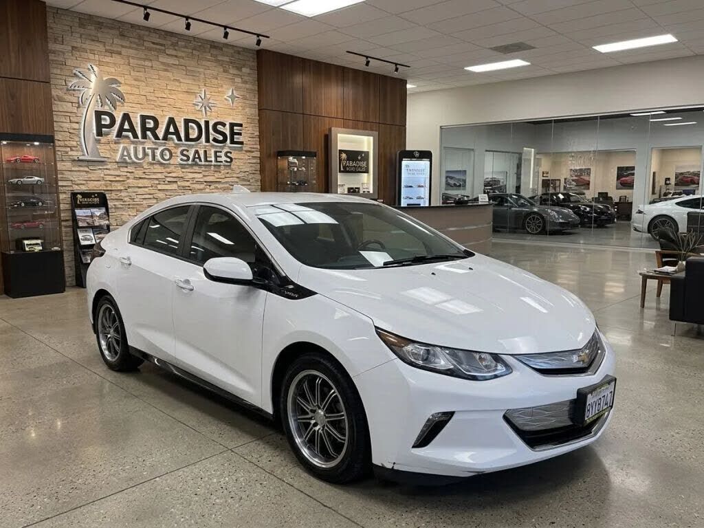 2018 CHEVROLET Volt
