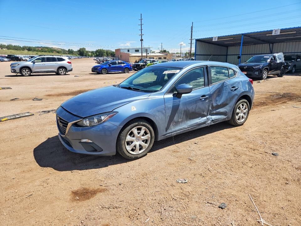 2015 MAZDA Mazda3
