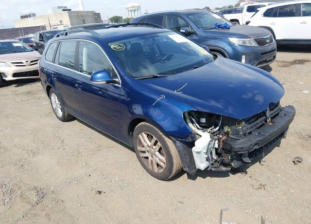 2011 VOLKSWAGEN Jetta Wagon