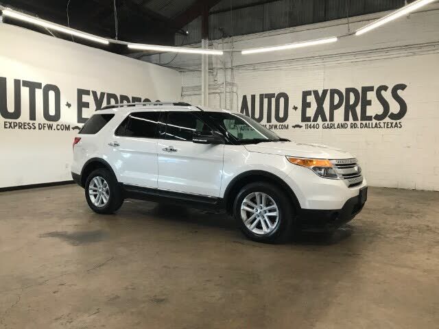 2014 FORD Explorer