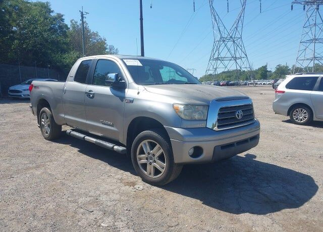 2007 TOYOTA Tundra