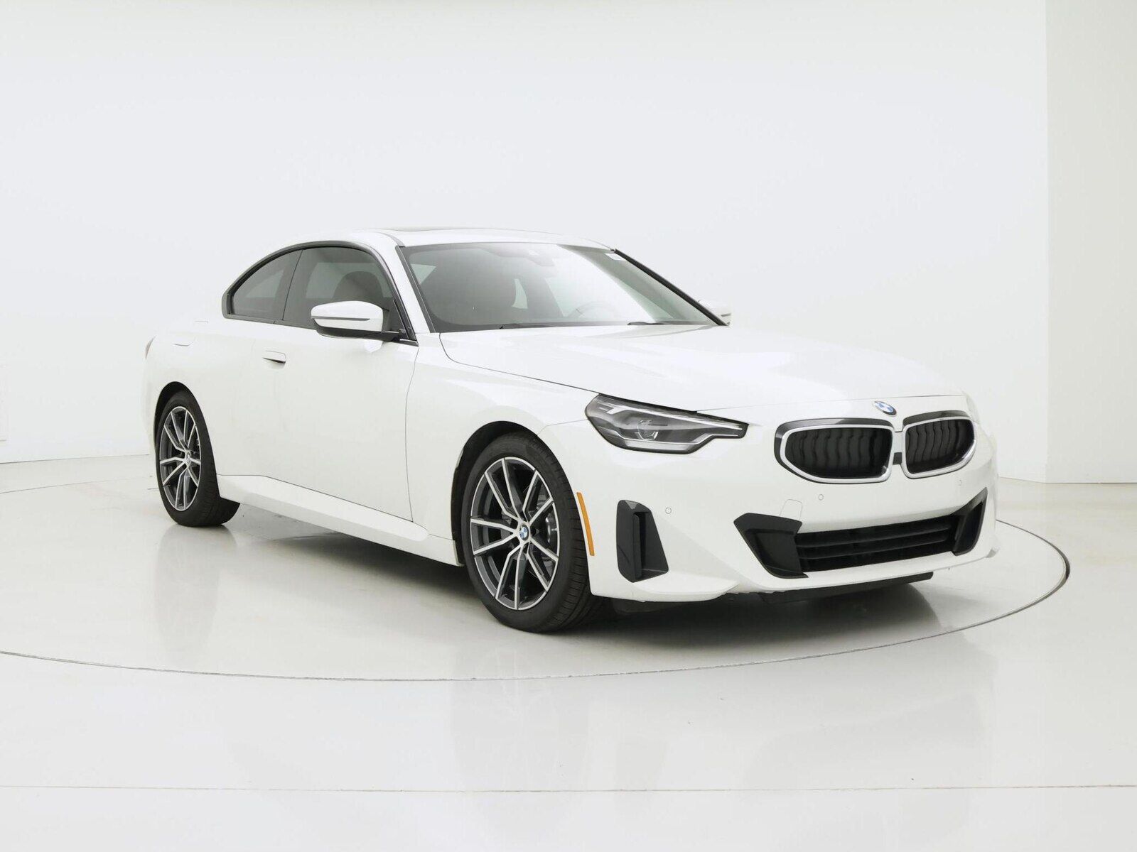 2023 BMW 230i