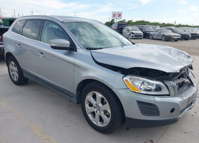 2013 VOLVO XC60