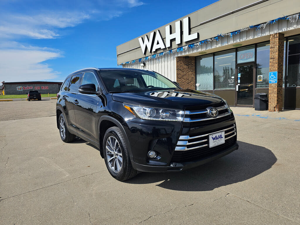 2019 TOYOTA Highlander