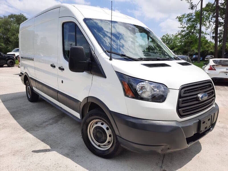 2017 FORD Transit