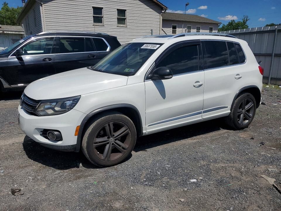 2017 VOLKSWAGEN Tiguan