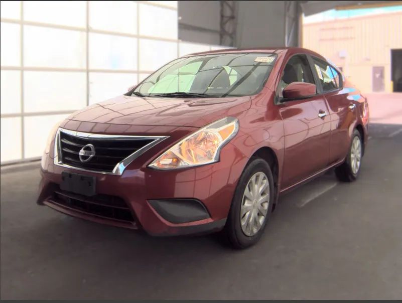 2016 NISSAN Versa