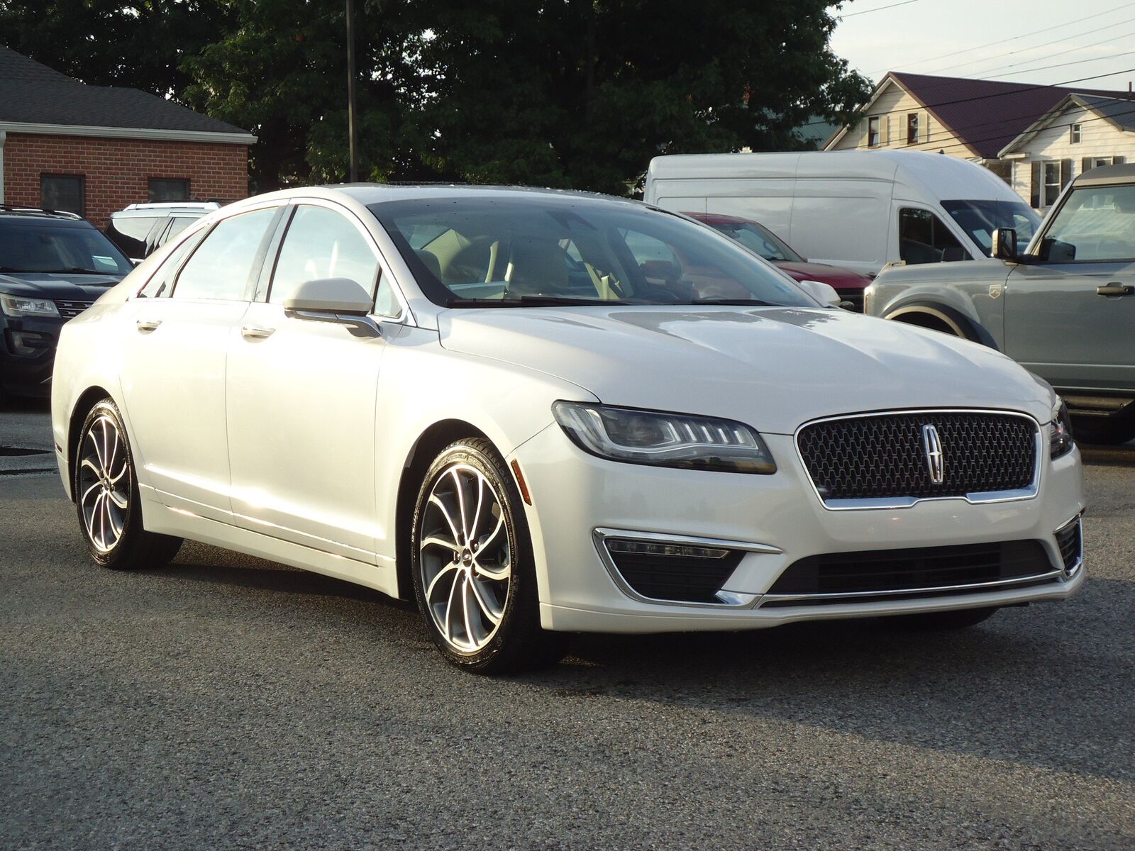 2019 LINCOLN MKZ