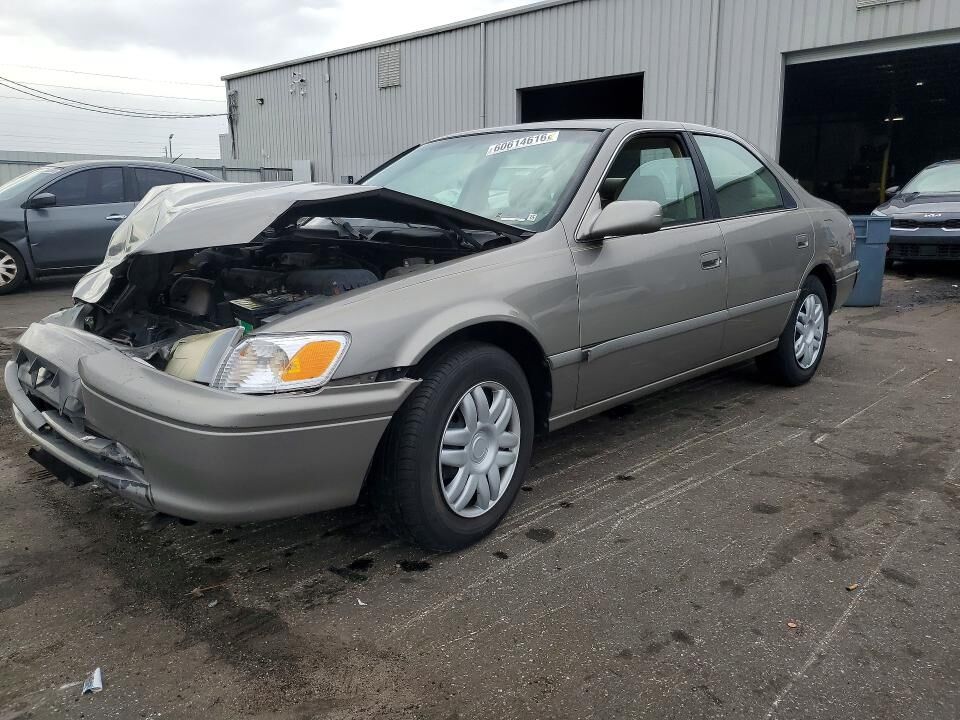 2000 TOYOTA Camry