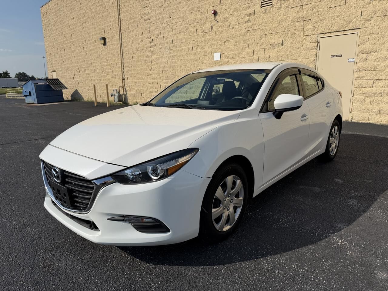2017 MAZDA Mazda3