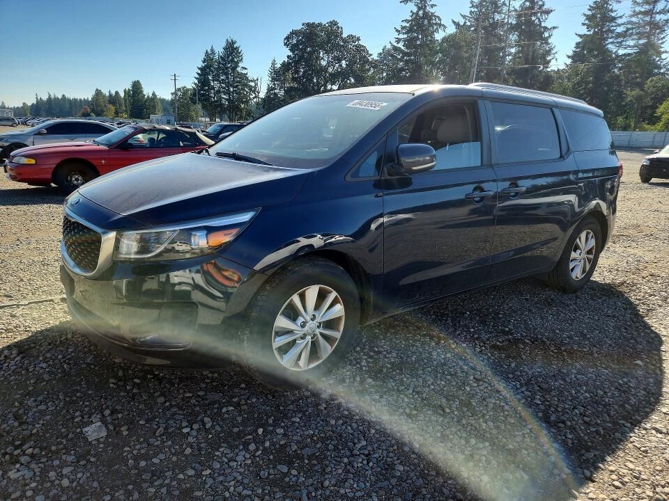 2016 KIA Sedona