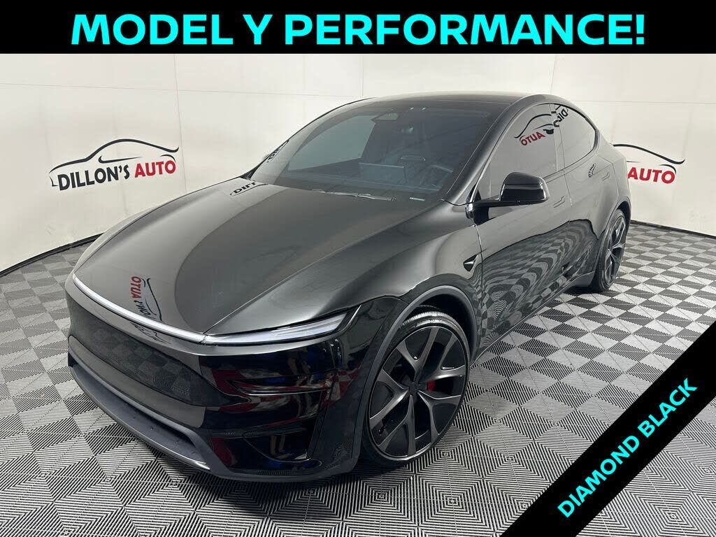 2026 TESLA Model Y