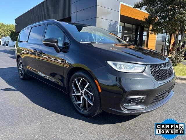 2023 CHRYSLER Pacifica