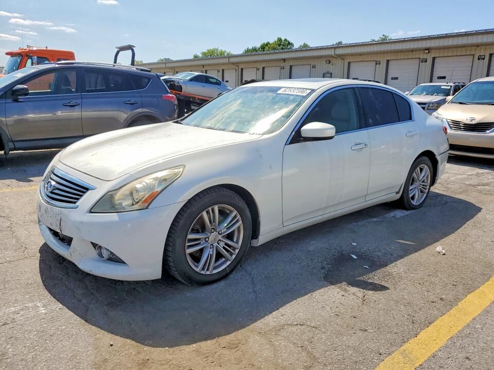 2011 INFINITI G37