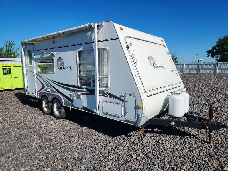 2006 FOREST RIVER Surveyor