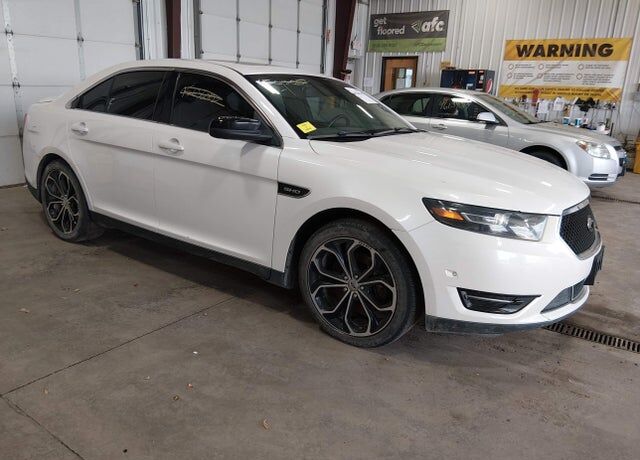 2013 FORD Taurus