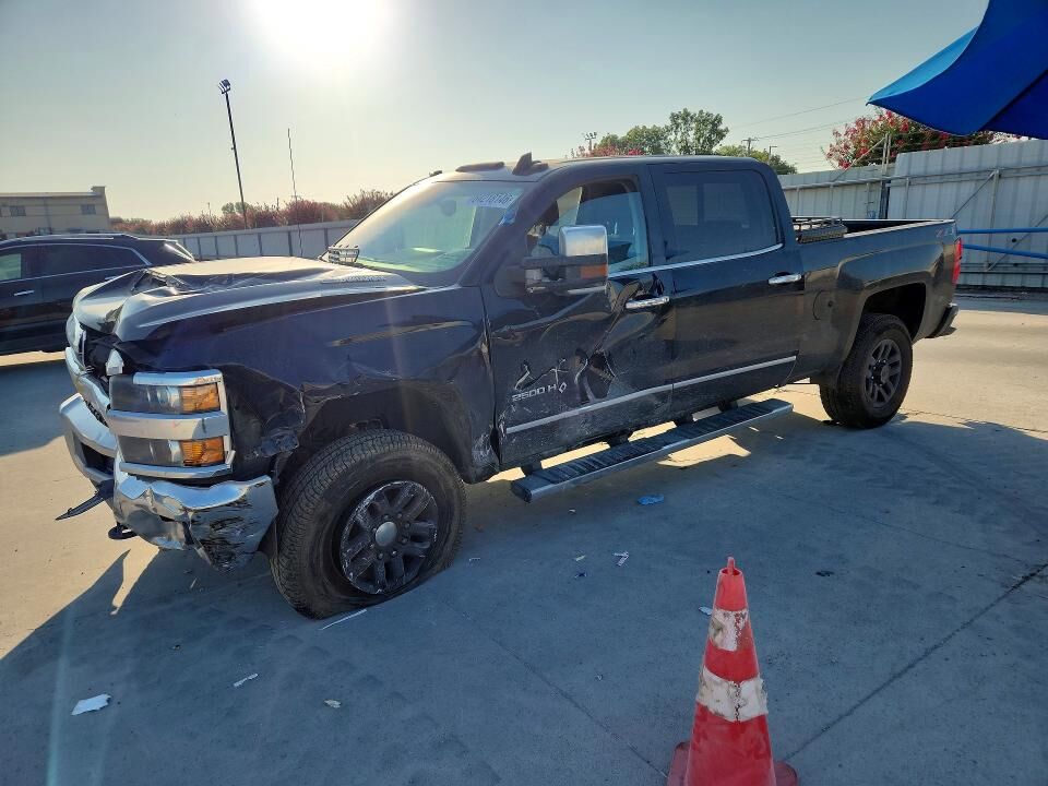 2018 CHEVROLET Silverado