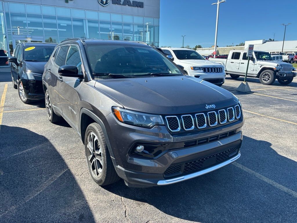 2023 JEEP Compass