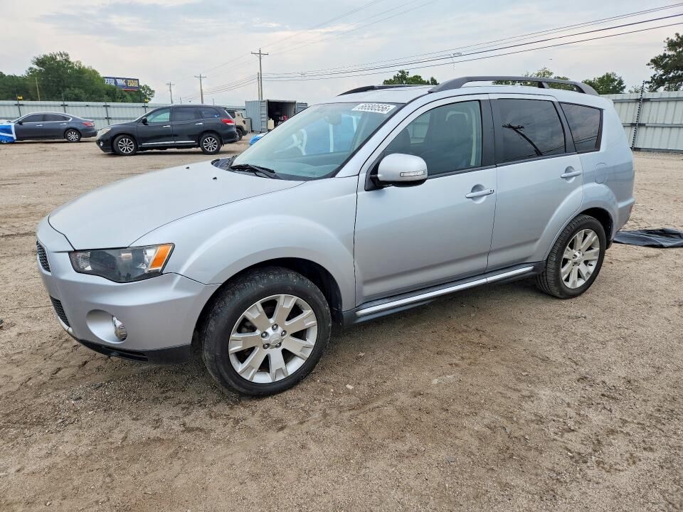 2013 MITSUBISHI Outlander
