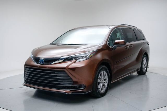 2021 TOYOTA Sienna