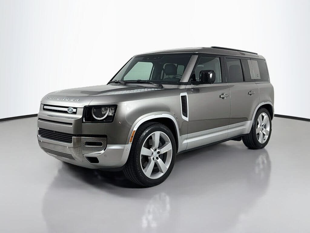 2023 LAND ROVER Defender