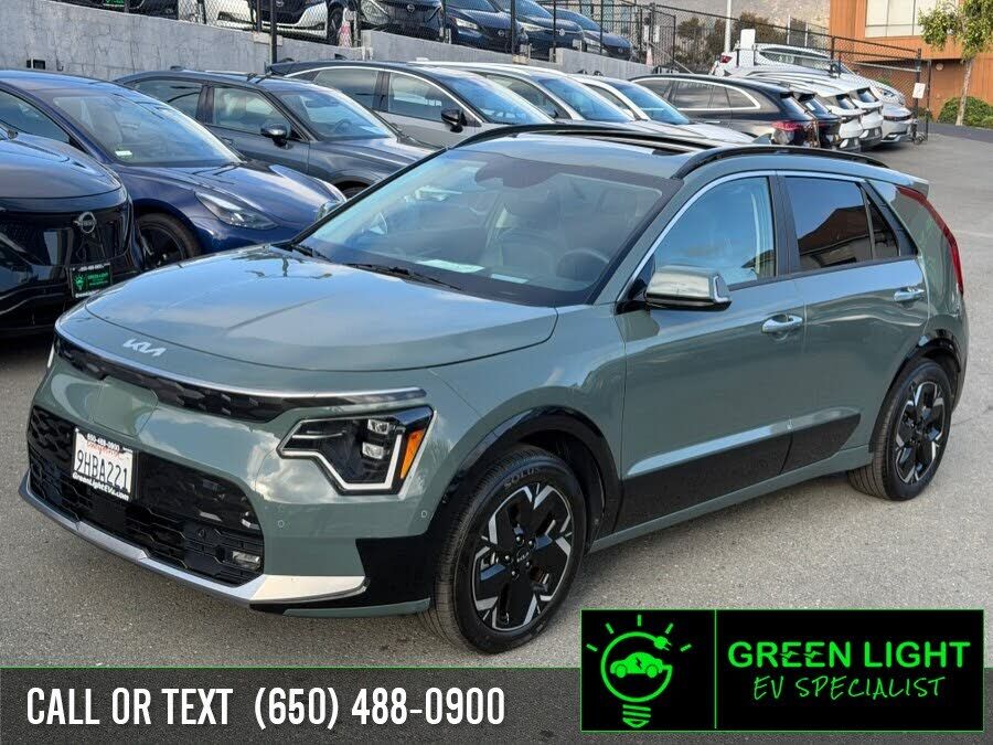 2023 KIA Niro