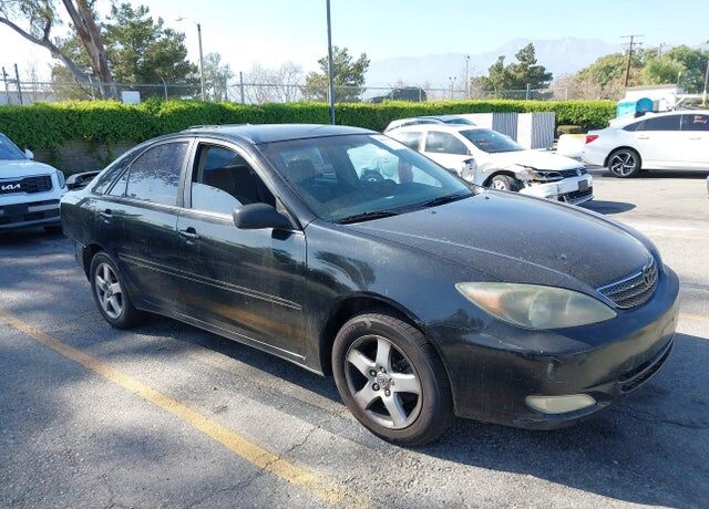 2002 TOYOTA Camry