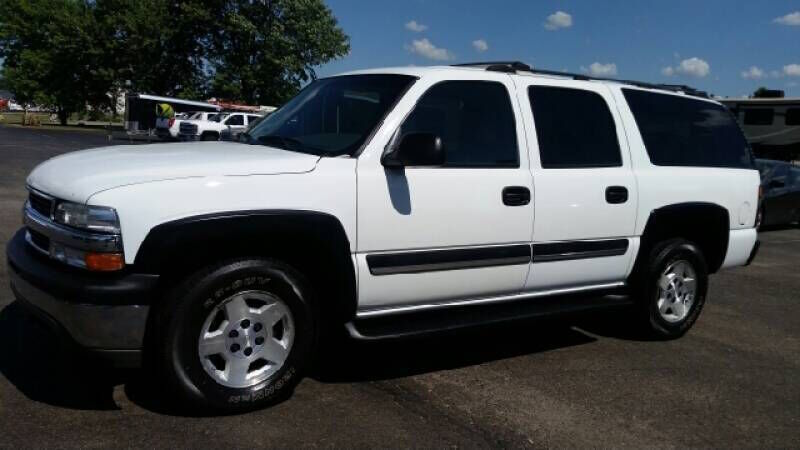 2004 CHEVROLET Suburban