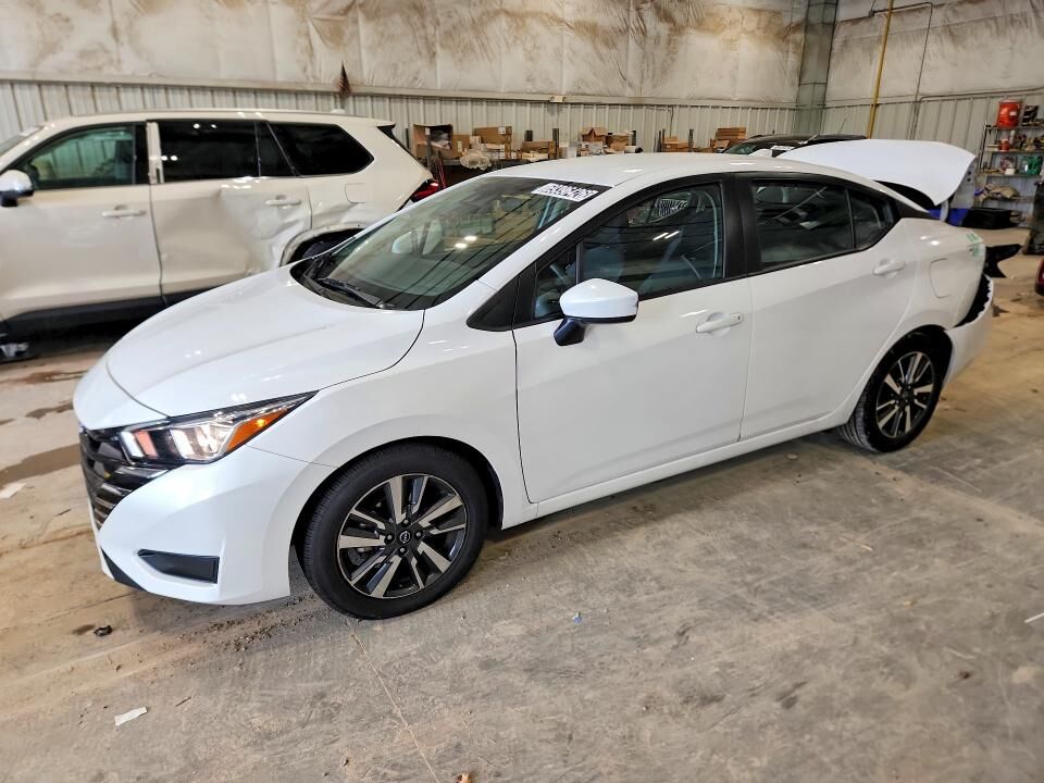 2024 NISSAN Versa