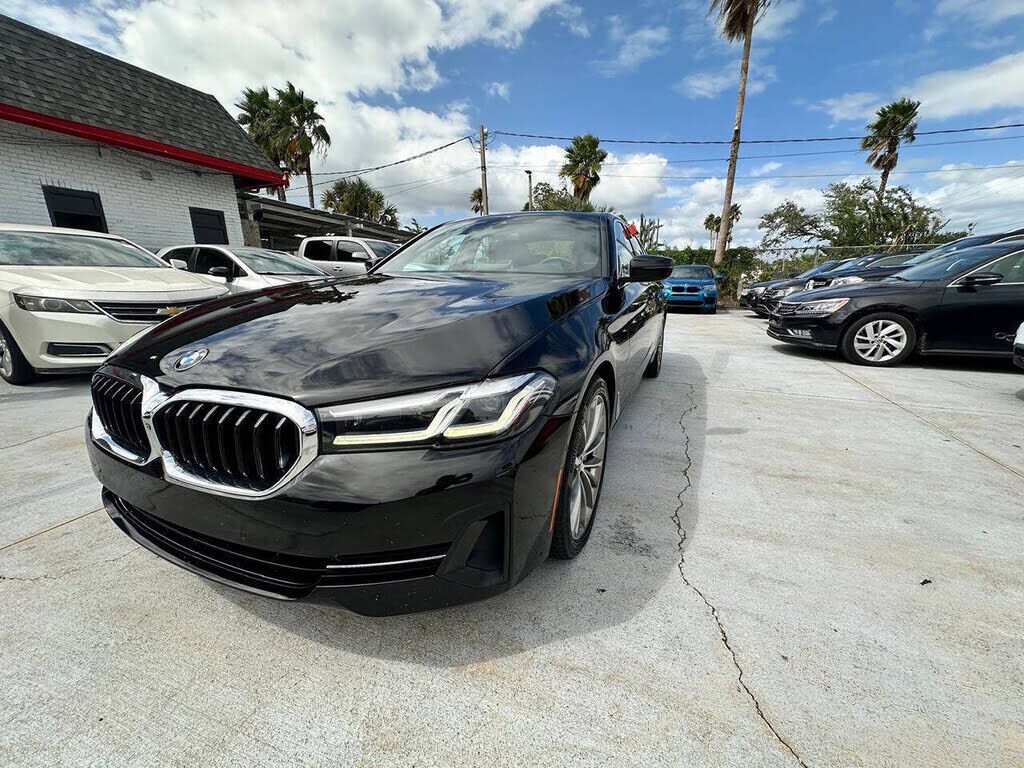 2021 BMW 530i