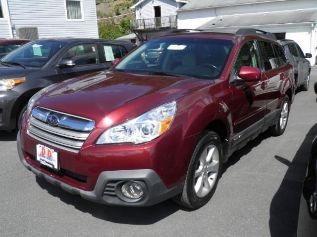 2014 SUBARU Outback