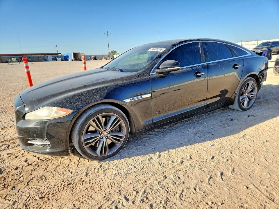 2015 JAGUAR XJ