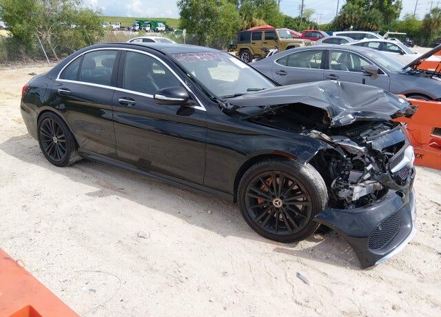 2015 MERCEDES-BENZ C-Class