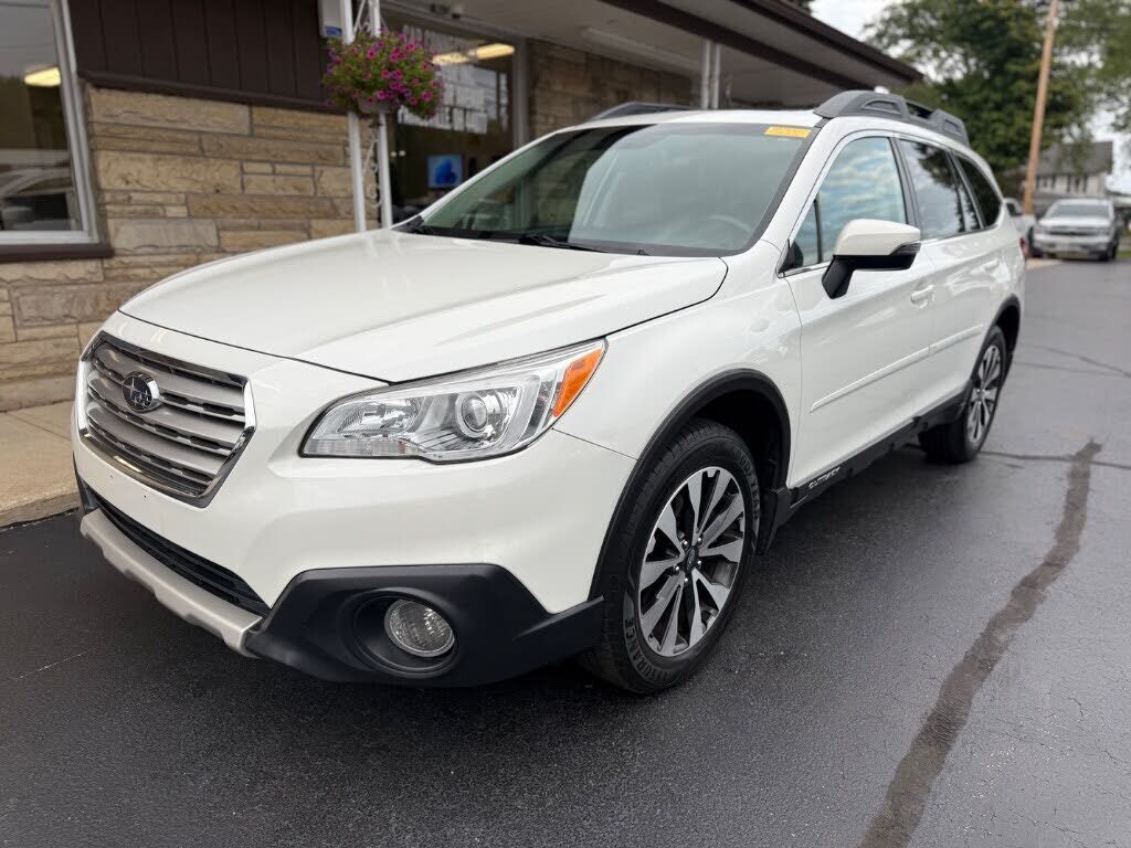 2016 SUBARU Outback