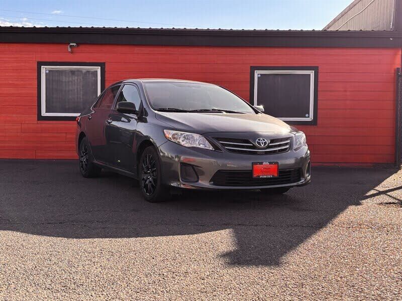 2013 TOYOTA Corolla