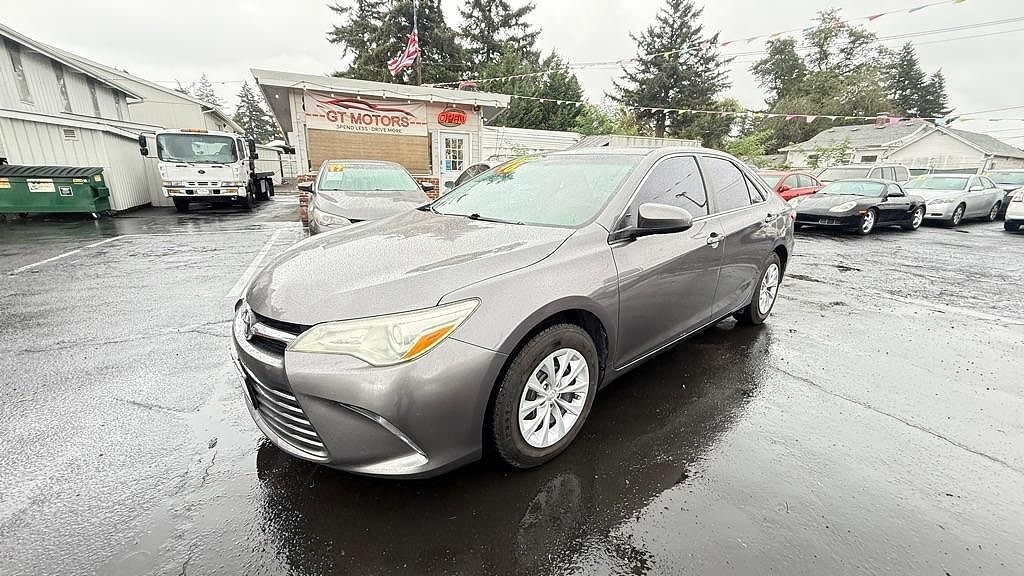 2016 TOYOTA Camry