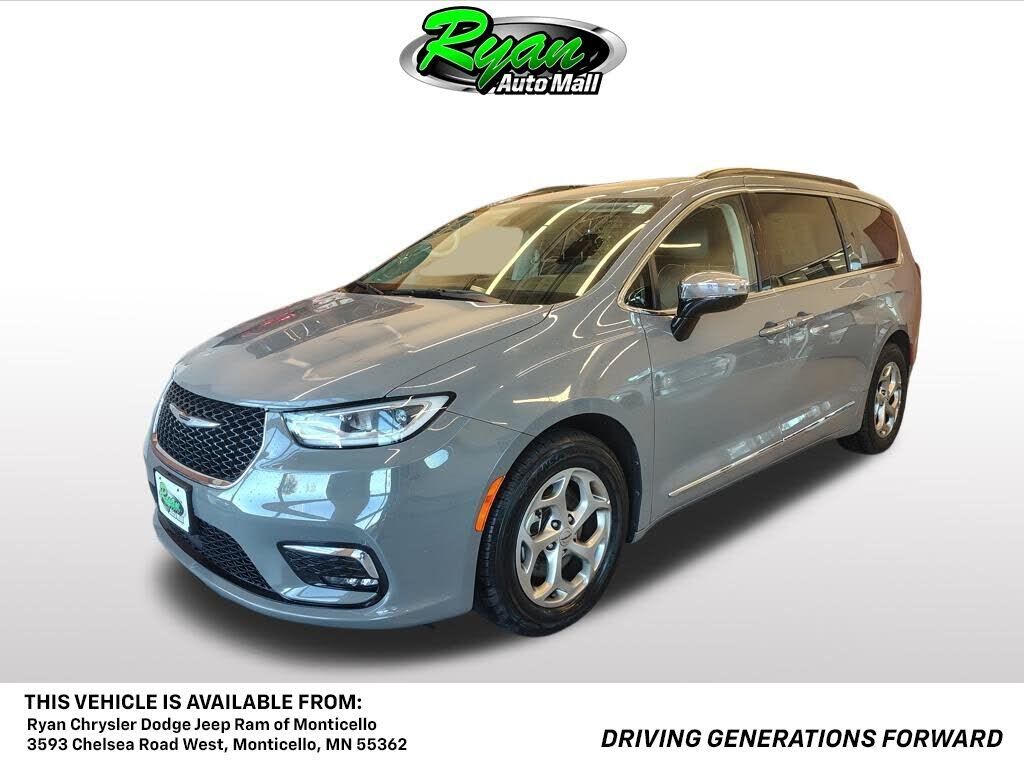 2023 CHRYSLER Pacifica