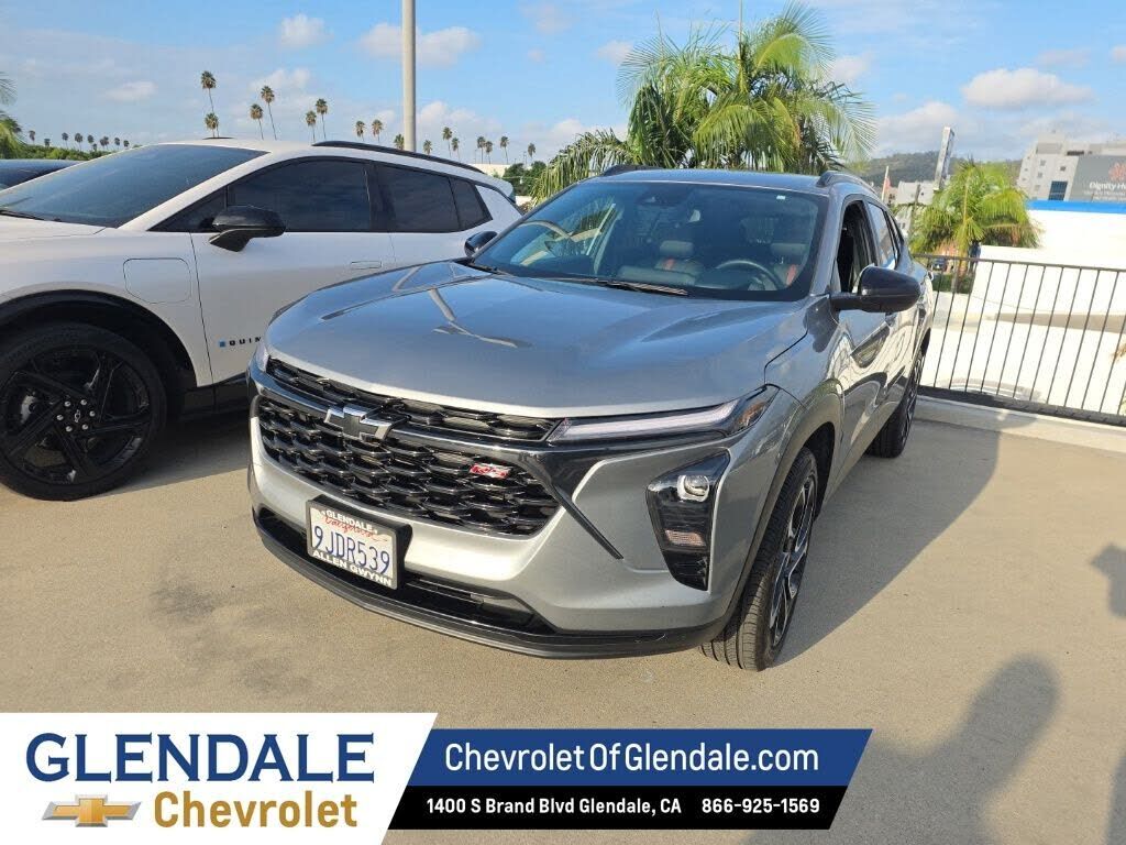 2024 CHEVROLET Trax