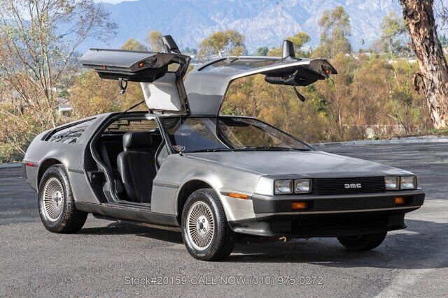 1981 DELOREAN DMC-12